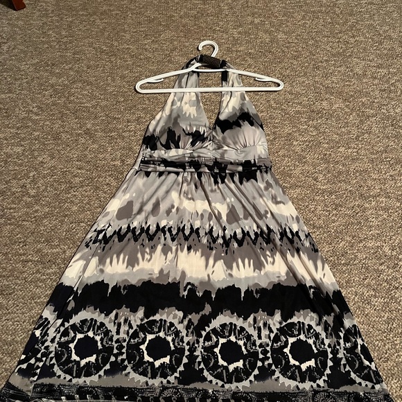 Summer dress - Picture 1 of 2